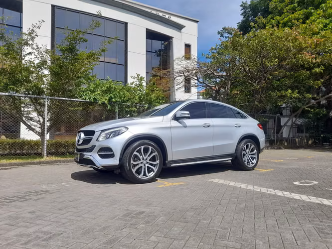 MERCEDES BENZ GLE 350D COUPE