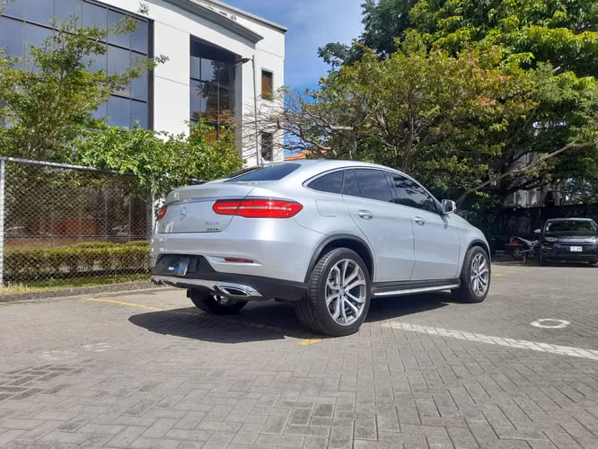 MERCEDES BENZ GLE 350D COUPE