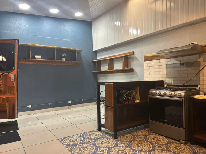 Se alquila apartamento en Santa Barbara de Heredia