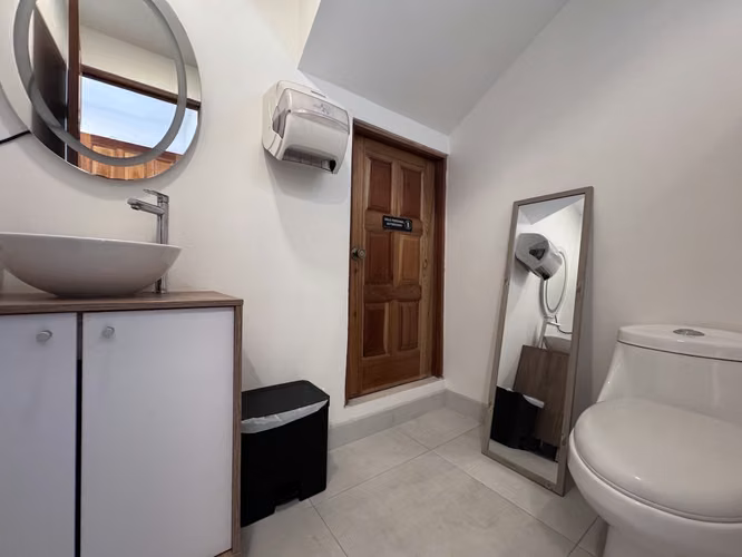 Venta de Hermosa Casa en Residencial Privado Ayarco Sur