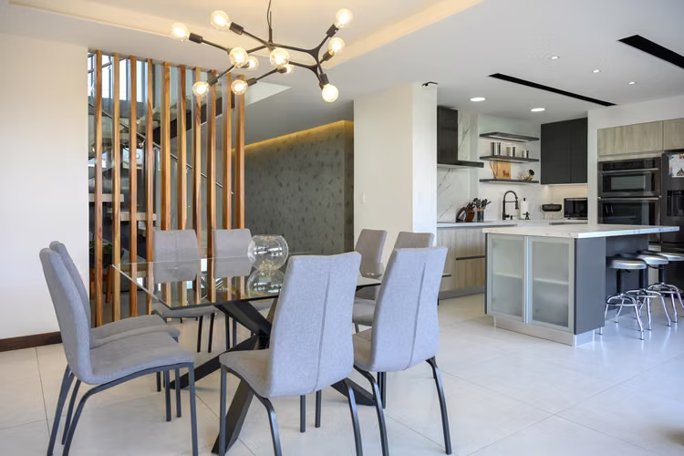 Casa de 4 habitaciones en condominio Tierras del Este