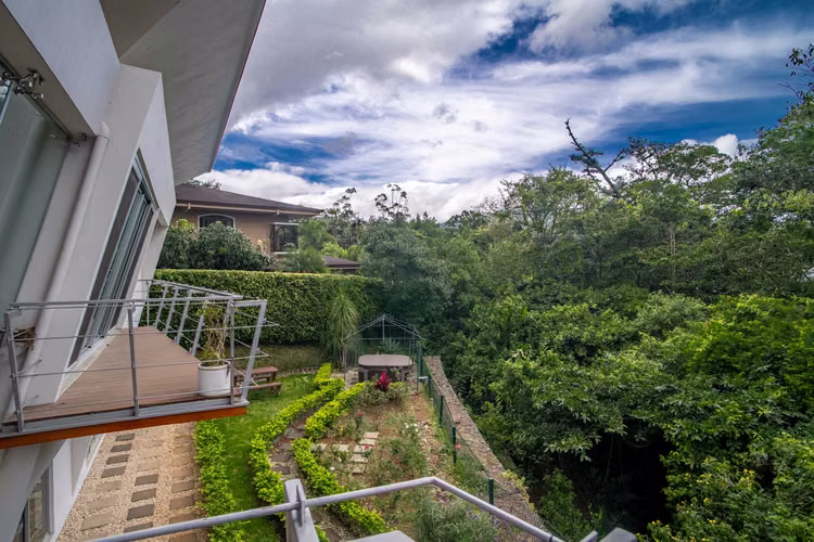 Venta de Lujosa Casa en Hacienda con lote