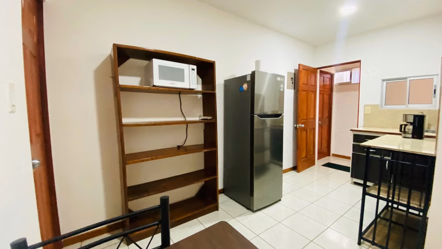Apartamento y estudios Con o Sin Muebles, con Servicios Incluidos, San Rafael de Escazú