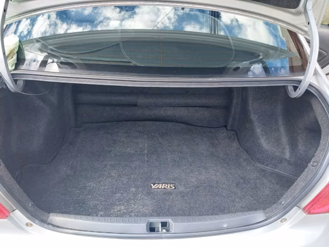 Toyota Yaris 2008 excelente estado