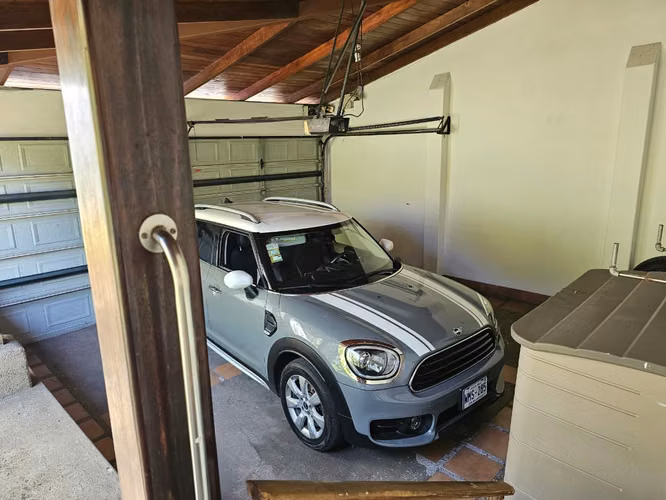 Venta de Casa - San Rafael de Escazu.