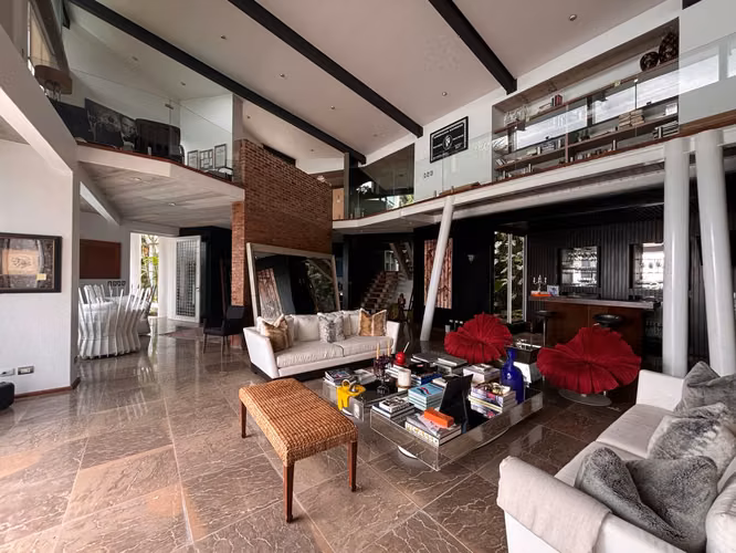 Casa de Lujo en Alquiler | Exclusivo Condominio Villareal, Santa Ana - Imagen 3