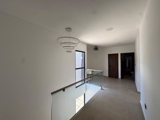 OPORTUNIDAD NAIA Guachipelin en alquiler para estrenar 3 habs esquinera patio hermosa  - Imagen 5
