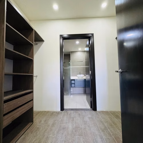 OPORTUNIDAD River Park Santa Ana 2 habs 2 parqueos piso alto línea blanca linda vista $1500 - Imagen 7