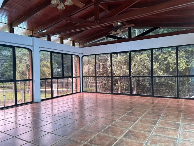 Venta de casa en Belén, Heredia, 890 m²
