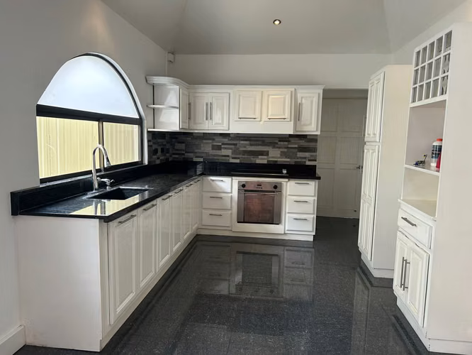 Venta de casa en Belén, Heredia, 890 m²