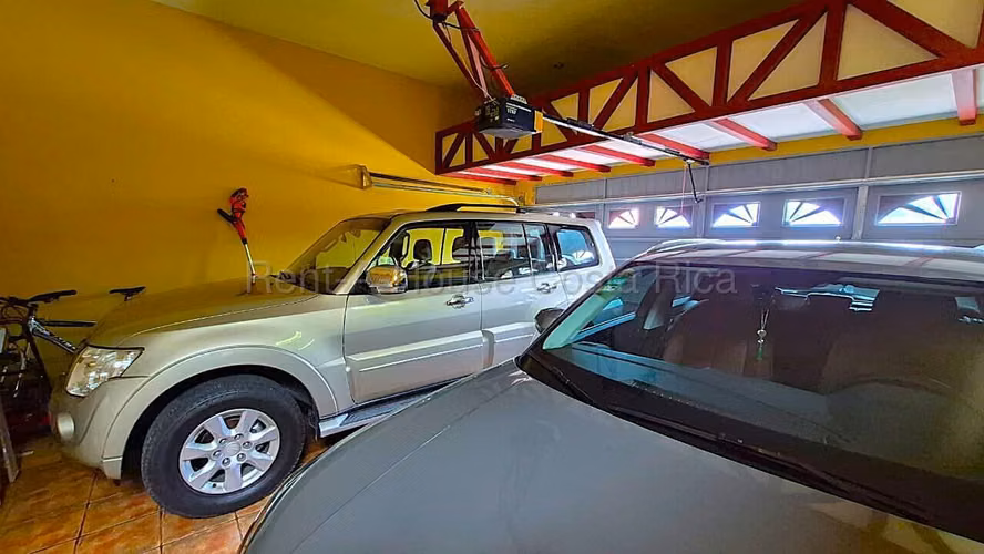 Hermosa Casa en Venta San Rafael de Coronado