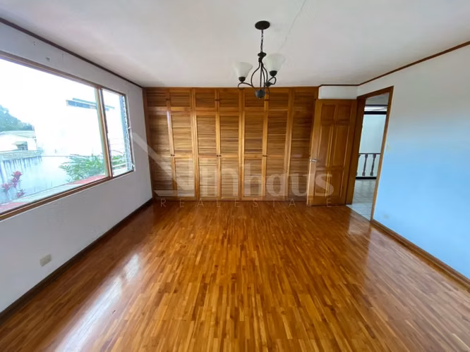 id#41250 Venta de Casa Comercial o Residencial