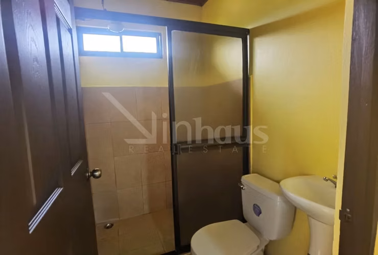 id#42684 Venta de Casa con Apartamento