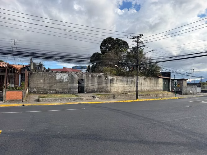 id#42383 Propiedad de Uso Mixto