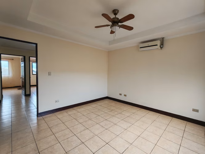 ¡Deja de buscar! La casa que todos quieren en Pozos de Santa Ana está aquí. - Imagen 7