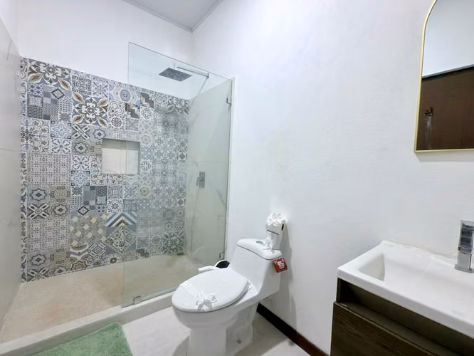 Elegante casa en Alquiler. Tamarindo, Guanacaste
