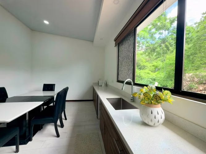 Elegante casa en Alquiler. Tamarindo, Guanacaste