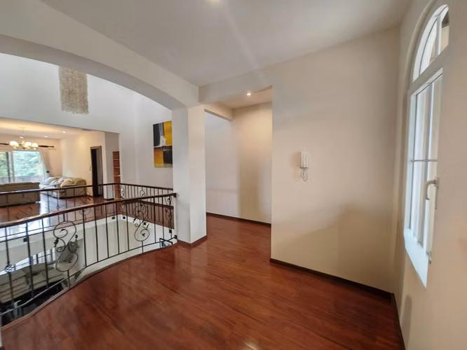 Exclusiva Casa de Lujo con Piscina Privada | Venta o Alquiler | Santa Ana