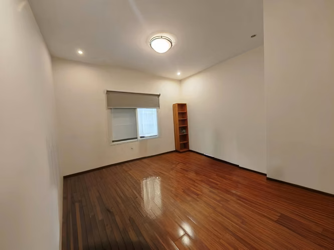 Exclusiva Casa de Lujo con Piscina Privada | Venta o Alquiler | Santa Ana