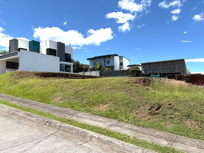 LOTE EN VENTA, ALAJUELA, GRECIA, CONDOMINIO PALMA REAL