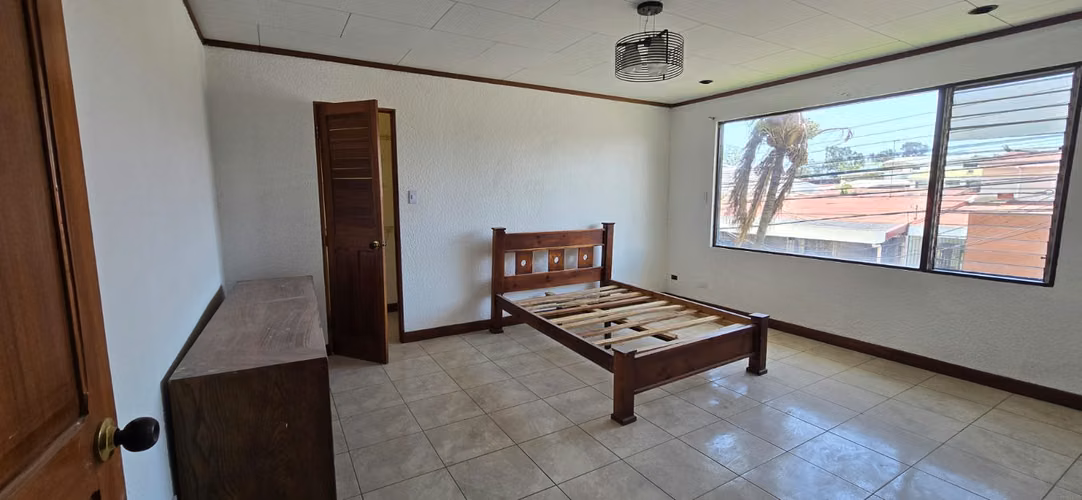 Alquiler de apartamento en Rohmoser  Amplio e Iluminado - Imagen 8