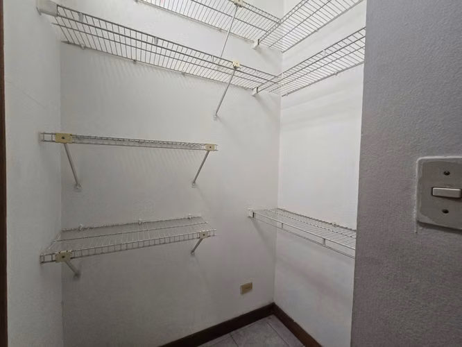 Alquiler de apartamento en Rohmoser  Amplio e Iluminado - Imagen 10