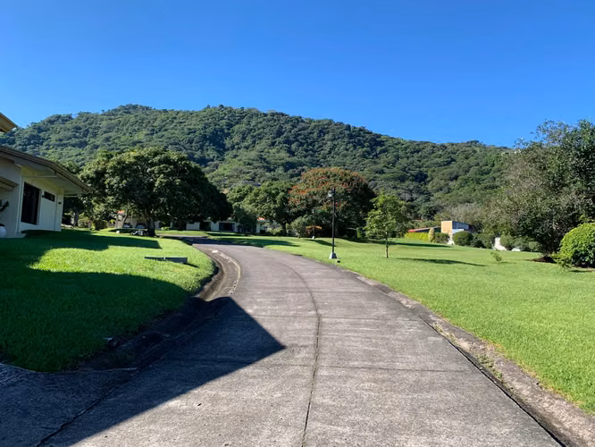 Alquiler de casa en Piedades de Santa Ana - Imagen 19