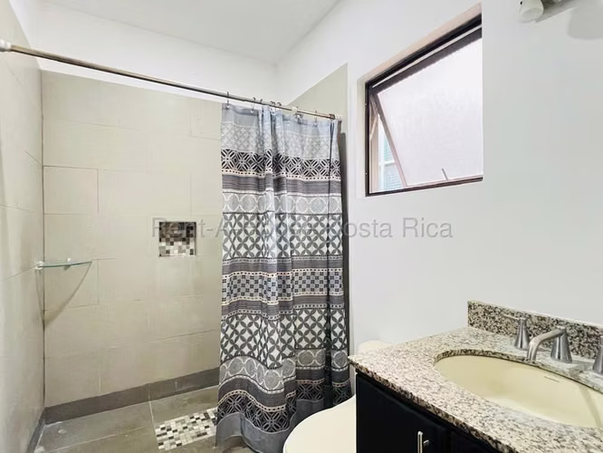 Venta de Casa en Ulloa-Heredia RZ - Imagen 8