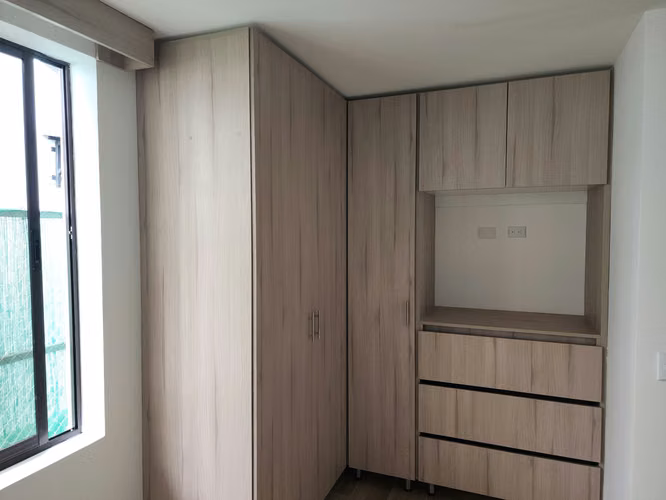 Alquiler de apartamento en primer piso · Concepción, Calle Naranjo · 2 hab