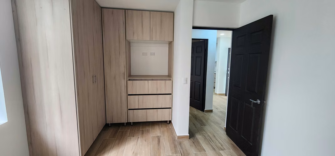 Alquiler de apartamento en primer piso · Concepción, Calle Naranjo · 2 hab