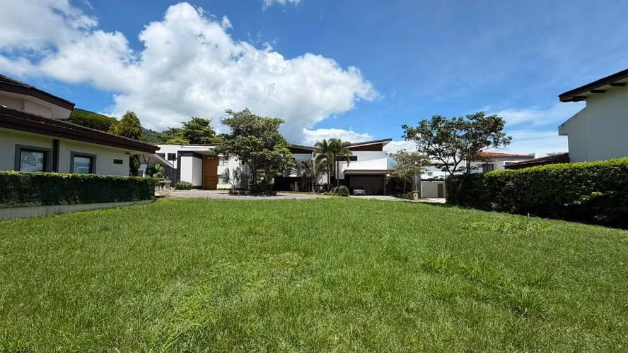 VENTA TERRENO EN CONDOMINIO ÚLTIMO !!!! Exclusivo condominio