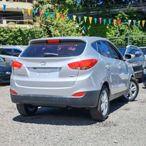 HYUNDAI  TUCSON 2012  FINANCIADO - Imagen 5