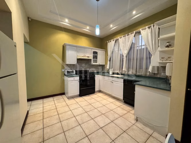 id 41680 Apartamento Amueblado en alquiler - Curridabat