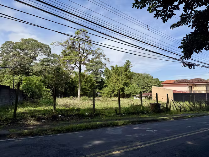 Lotes con Uso de Suelo Mixto en Venta – Río Oro, Santa Ana ¡Op