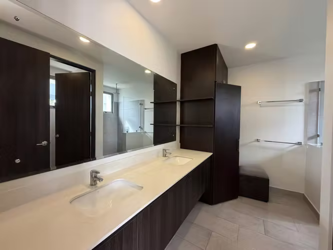 Moderna casa en venta en Condominio Terralta, Escazú - Imagen 3