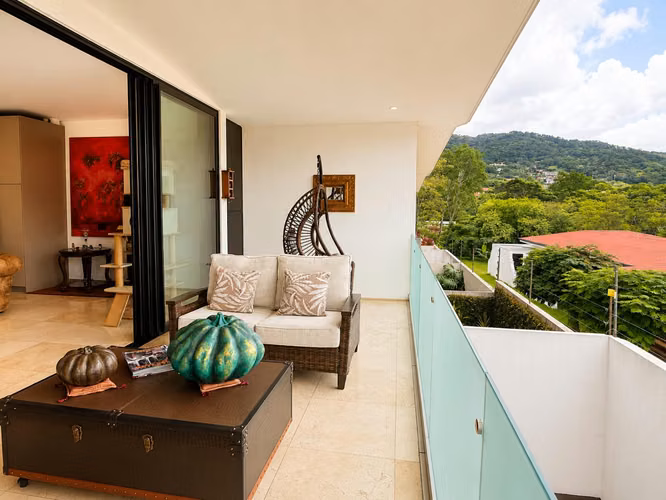 Bella casa minimalista en condominio privado, Escazú - Imagen 10