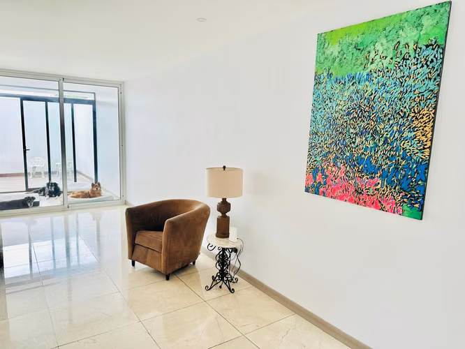 Bella casa minimalista en condominio privado, Escazú