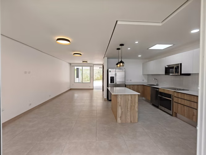 Estrena moderna casa en La Vita, San Antonio de Escazú - Imagen 3