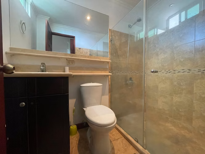 APARTAMENTO AMOBLADO EN ALQUILER | GUACHIPELÍN DE ESCAZÚ