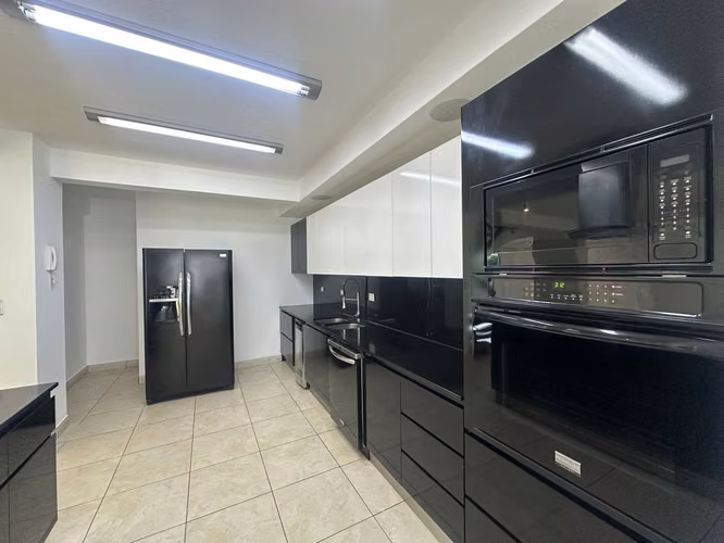 VENTA DE CASA EN HACIENDA BARCELONA CON AMPLIOS ESPACIOS - Imagen 11