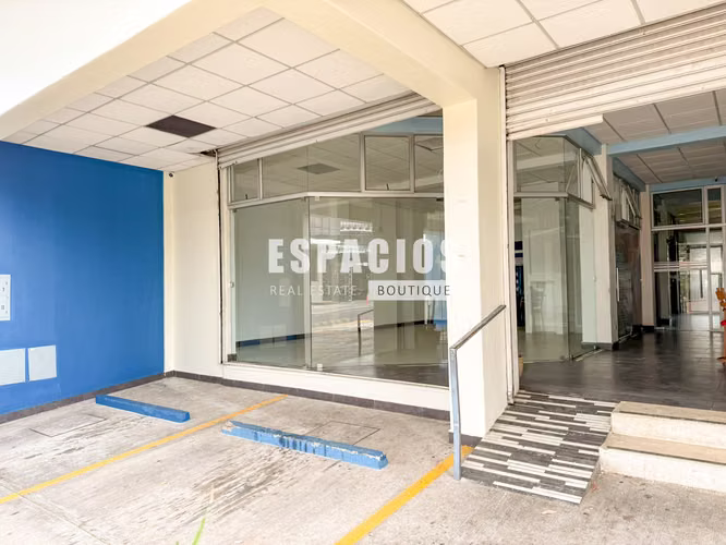 ALQUILER DE LOCAL COMERCIAL EN LA SABANA - Imagen 2
