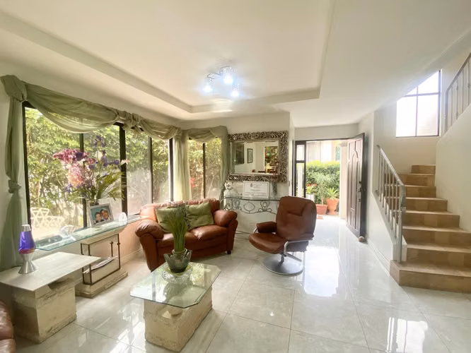 Se vende casa en condominio, Guachipelín