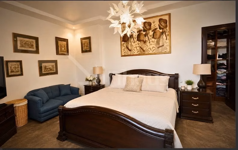 id 42998 Venta de Casa, Granadilla, Curridabat