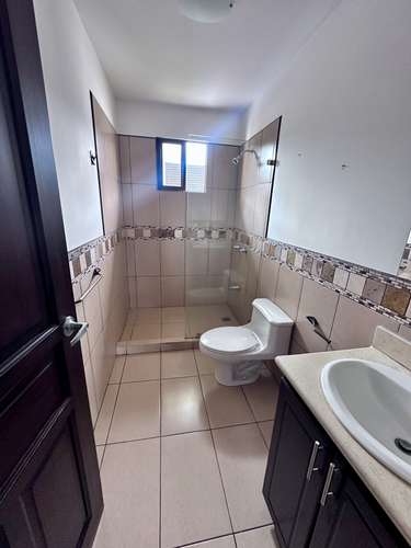 Residencia en venta en Condominio Montealondra – Moravia