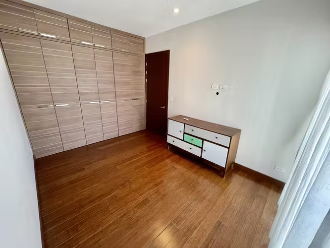 Alquiler en Penthouse - Distrito 4 - Semi amueblado - Imagen 5