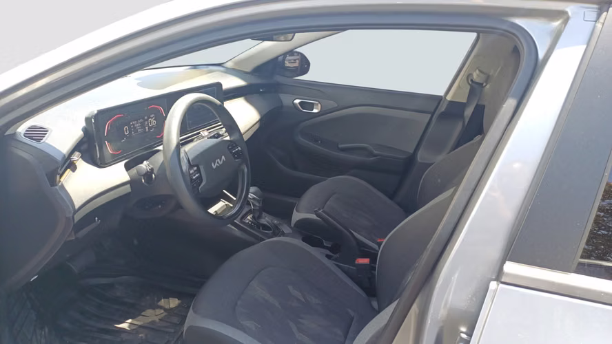 KIA K3 SEDAN HATCHBACK 4 PUERTAS AÑO 2026
