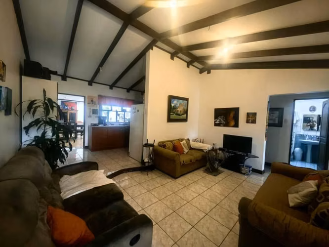 Se vende casa en Residencial Vistas del Este