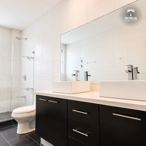 Casa Moderna en Alquiler con 3 Habitaciones en Suite en Santa Ana | US$2,700 - Imagen 15