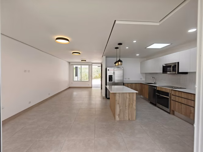 SAN ANTONIO ESCAZU¡ CASA MODERNA CON LINEA BLANCA 3HAB/ 2.5 BAÑOS - Imagen 4