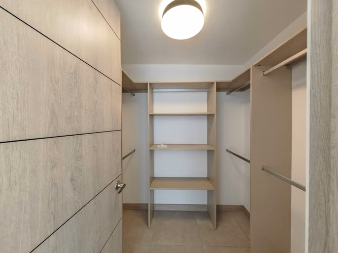 SAN ANTONIO ESCAZU¡ CASA MODERNA CON LINEA BLANCA 3HAB/ 2.5 BAÑOS - Imagen 13